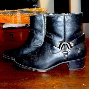 FRYE black leather heeled Moto boots